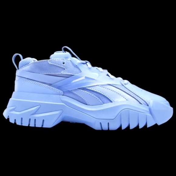 🔥Cardi B Reebok Club C sneakers girls 7 wom 8.5/9 too big for me as a size 7.5/8 - Picture 1 of 7